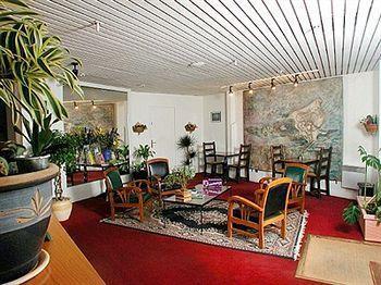 Hotel Saint Andre Gare Sncf 2*